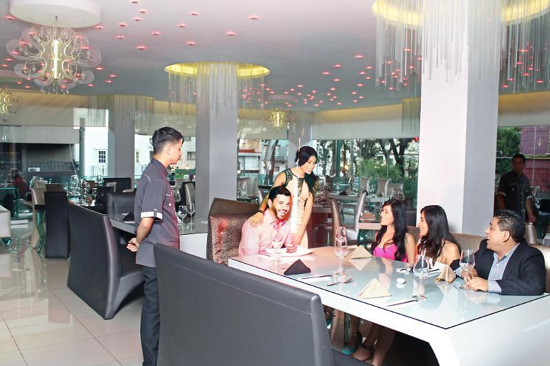 Hotel Vista Hermosa Guadalajara Eksteriør billede